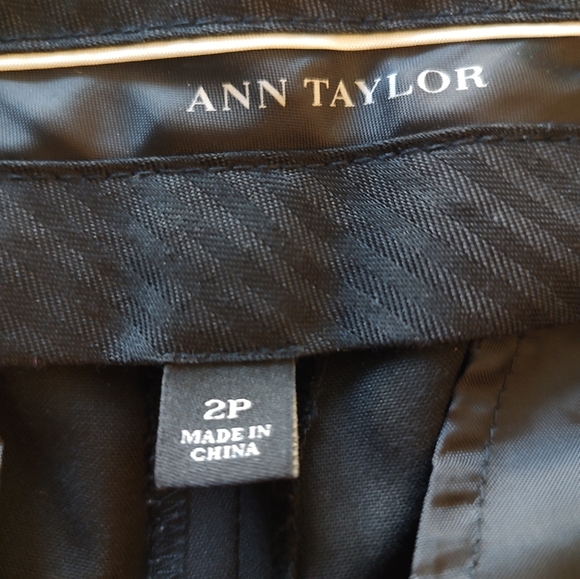 Ann Taylor suit pants black size 2P - Picture 3 of 3